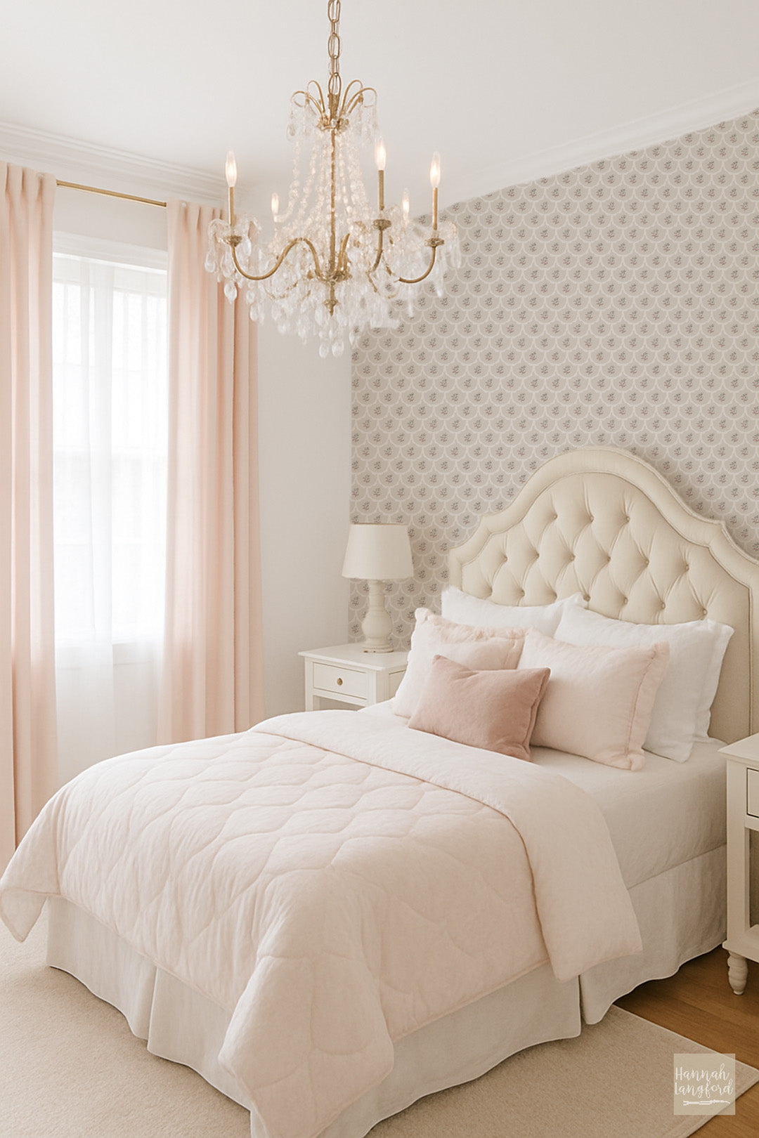 Girls Room Wallpaper